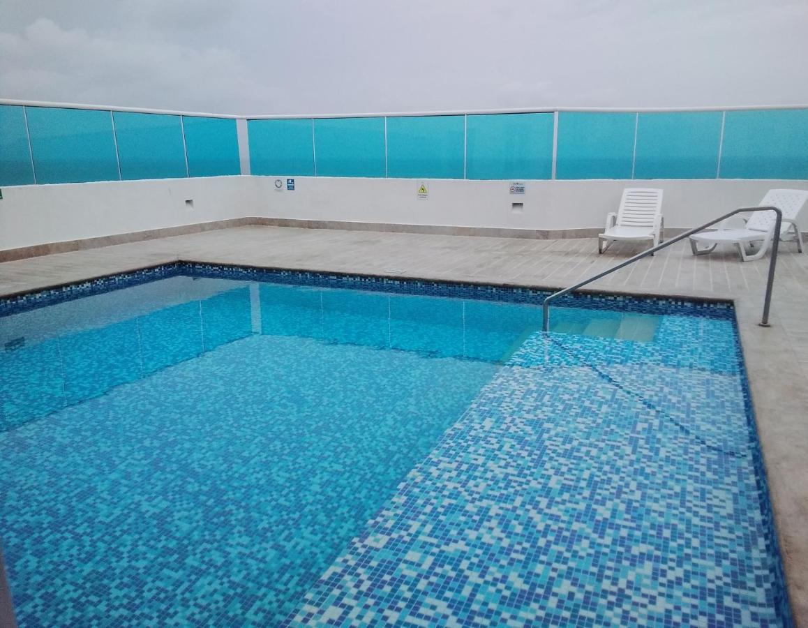 Apartamento , Vista A La Ciudad Antigua Y Playa Cartagena  Exterior foto